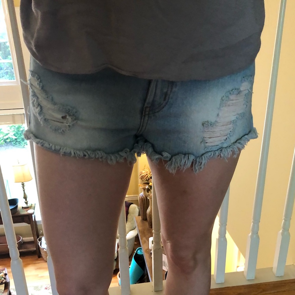 Forever 21 high waisted jean shorts size 27!